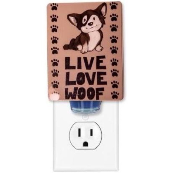 Mainstays Brand New Fragrance Oil Plug-In Diffuser, Live Love Bark - Picture 1 of 4